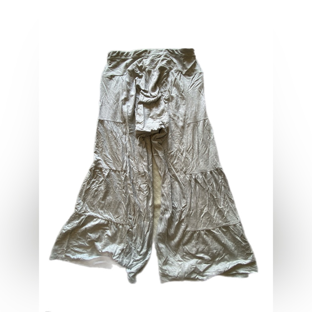 FP Movement Stay Low Wide Tiered Leg Harem Pants in
Heather Grey M - Picture 11 of 12